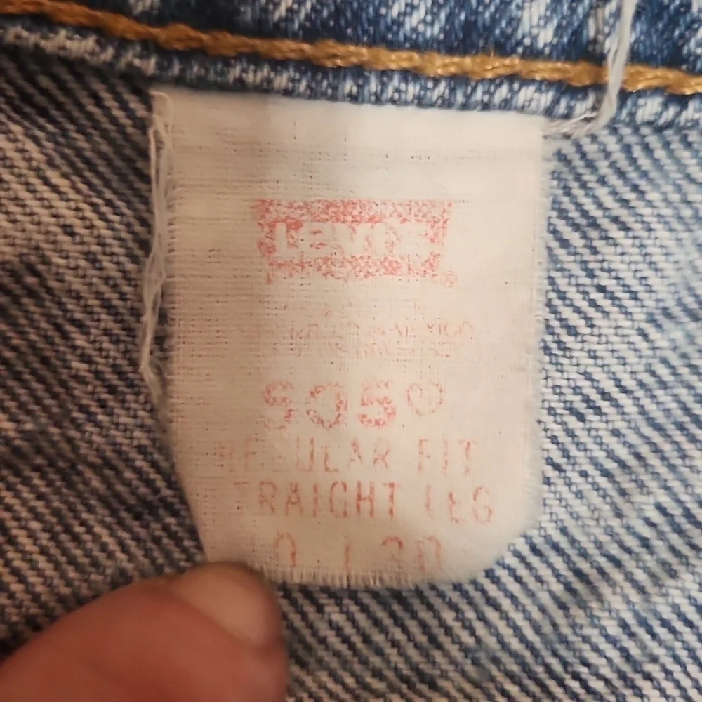Levi's 505 Distressed Vintage Jeans Size 40x 30